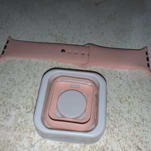 Light Pink Apple Watch 44MM